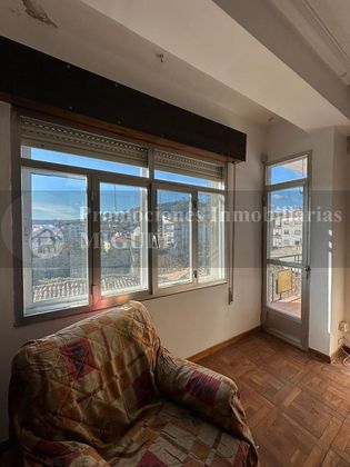 Foto 2 de Piso en venta en Verín de 4 habitaciones con balcón