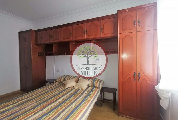 Foto 2 de Pis en lloguer a Ferrol Vello - Puerto de 3 habitacions amb mobles i calefacció