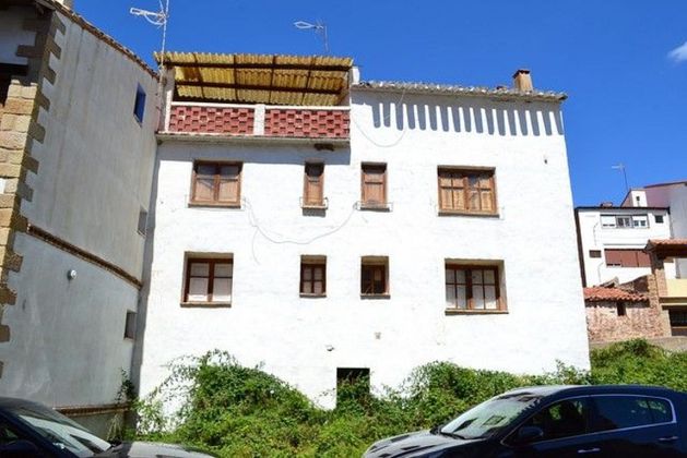 Foto 1 de Casa en venda a calle Pocetas de 1 habitació amb terrassa i garatge