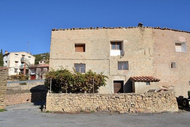 Foto 1 de Casa en venda a Fuentes de Rubielos de 3 habitacions amb terrassa