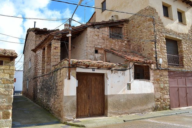 Foto 2 de Casa en venda a Mora de Rubielos de 4 habitacions amb terrassa i garatge