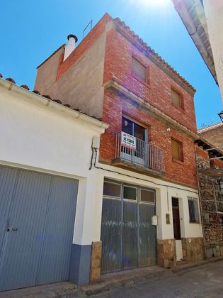 Foto 2 de Casa en venta en calle La Guarda de 5 habitaciones con terraza y garaje