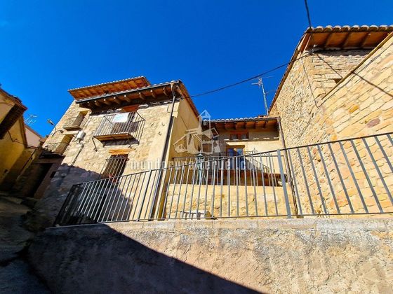 Foto 2 de Casa en venda a barrio Troya de 4 habitacions amb terrassa i balcó