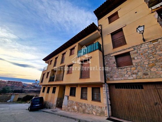 Foto 1 de Dúplex en venda a calle Cuartel de 5 habitacions amb garatge i balcó