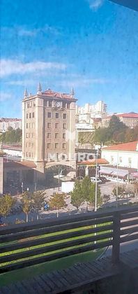 Foto 1 de Piso en venta en Castilla - Hermida de 6 habitaciones con balcón y calefacción