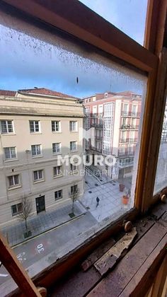 Foto 2 de Pis en venda a Centro - Ayuntamiento de 1 habitació amb balcó i ascensor