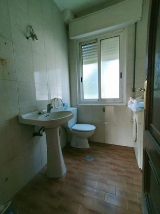 Foto 2 de Pis en venda a Bouzas - Coia de 3 habitacions amb calefacció