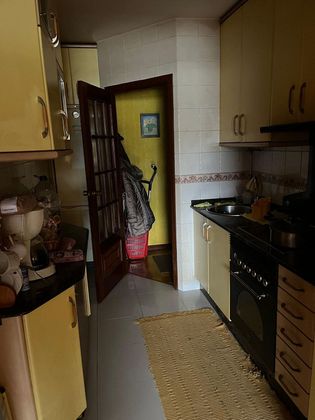 Foto 2 de Piso en venta en Castrelos - Sardoma de 2 habitaciones con balcón y ascensor