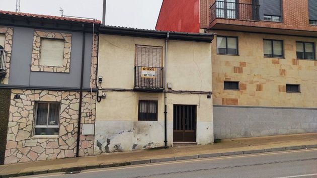 Foto 1 de Casa rural en venda a Astorga de 4 habitacions i 172 m²