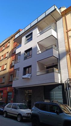 Foto 1 de Piso en venta en calle De Ramiro II de 4 habitaciones con terraza y garaje