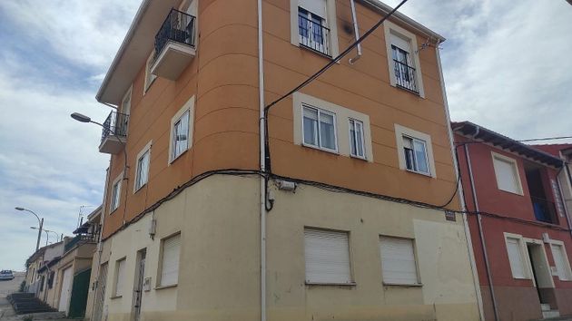 Foto 1 de Pis en venda a calle Santiago Apóstol de 3 habitacions i 94 m²
