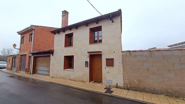 Foto 1 de Xalet en venda a Valverde de la Virgen de 3 habitacions amb terrassa i garatge