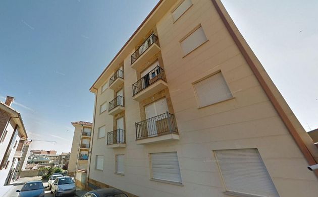Foto 2 de Venta de piso en Valencia de Don Juan de 2 habitaciones con ascensor