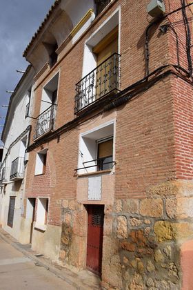 Foto 1 de Casa en venda a Báguena de 8 habitacions amb terrassa