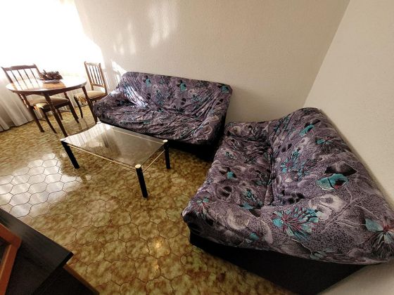 Foto 2 de Pis en venda a Ruiseñores de 3 habitacions amb terrassa i calefacció