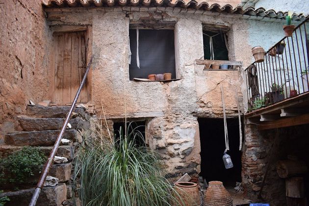Foto 2 de Casa en venda a Calatorao de 11 habitacions amb terrassa i calefacció