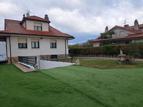 Foto 1 de Casa adossada en venda a Ribera Baja/Erribera Beitia de 4 habitacions amb terrassa i garatge