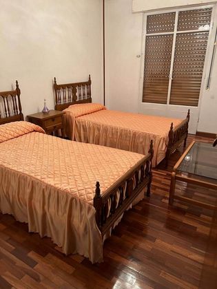 Foto 1 de Pis en venda a Miranda de Ebro de 4 habitacions amb terrassa i calefacció