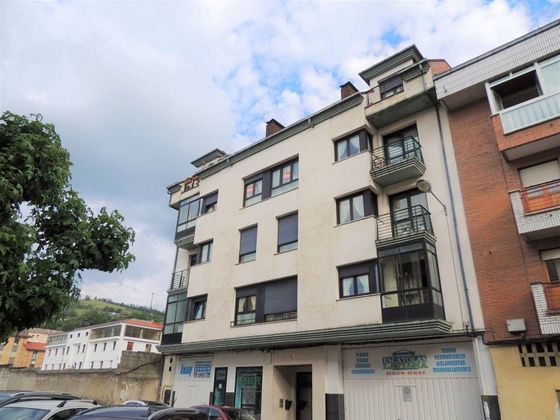 Foto 1 de Venta de dúplex en calle Asturias de 2 habitaciones con calefacción y ascensor