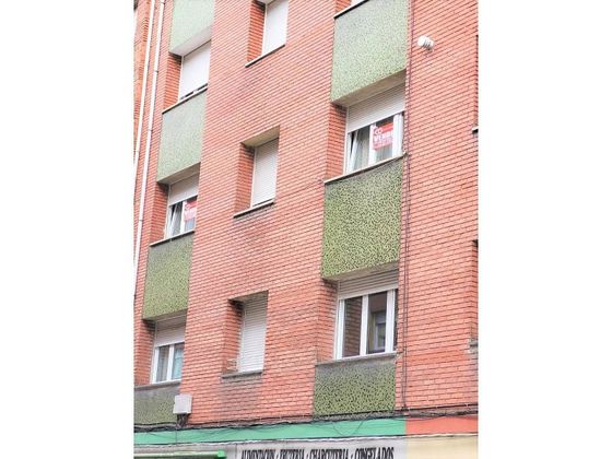 Foto 2 de Venta de piso en calle Francisco Alonso de 3 habitaciones con calefacción y ascensor