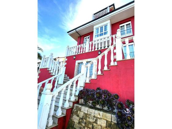 Foto 2 de Casa en venda a urbanización Llagaron de 6 habitacions amb terrassa i garatge