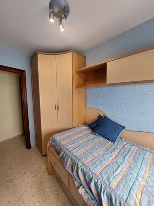 Foto 2 de Pis en lloguer a San Pablo de 3 habitacions amb mobles i balcó