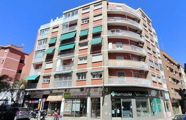 Foto 1 de Pis en venda a Delicias de 2 habitacions amb terrassa i aire acondicionat