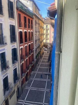 Foto 2 de Piso en venta en Casco Antiguo de 2 habitaciones con terraza y balcón