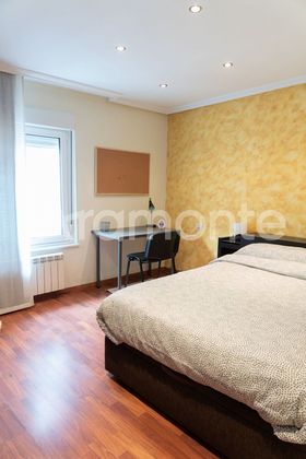 Foto 1 de Piso en alquiler en calle Armando Collar de 2 habitaciones con muebles y calefacción