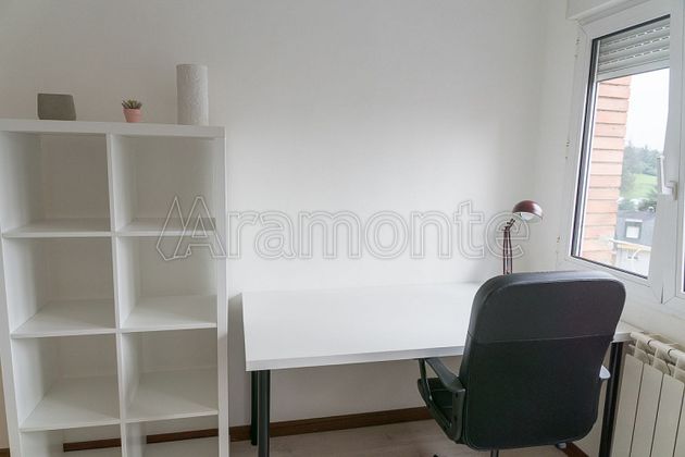 Foto 2 de Piso en alquiler en calle Monticu de 3 habitaciones con muebles y calefacción