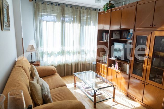 Foto 1 de Piso en venta en San Lázaro - Otero - Villafría de 2 habitaciones con garaje y calefacción