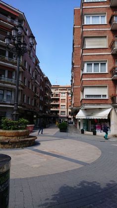 Foto 2 de Venta de piso en Las Arenas Centro de 2 habitaciones con terraza y garaje
