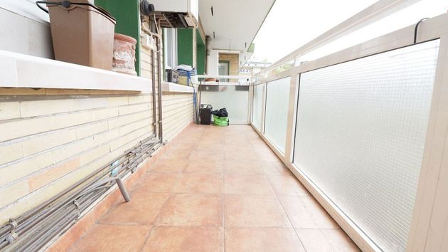 Foto 2 de Venta de piso en Romo de 3 habitaciones con terraza y calefacción