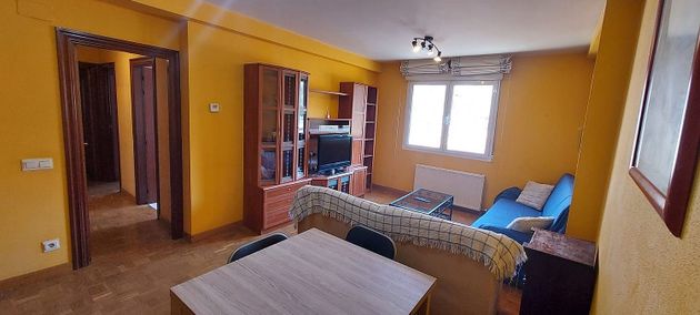 Foto 1 de Venta de piso en Sangüesa/Zangoza de 2 habitaciones con garaje y calefacción