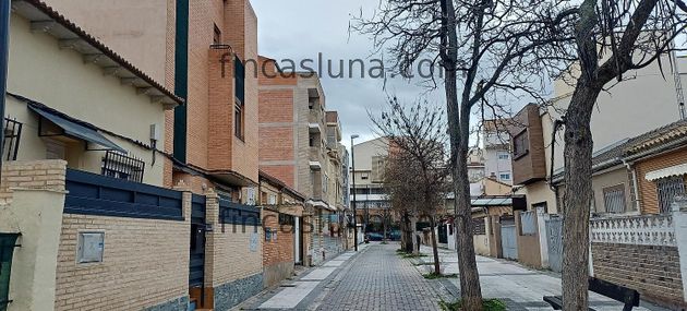 Foto 1 de Xalet en venda a La Paz de 5 habitacions amb terrassa i garatge