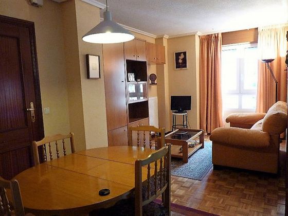 Foto 2 de Piso en venta en Alisal - Cazoña - San Román de 2 habitaciones con calefacción y ascensor