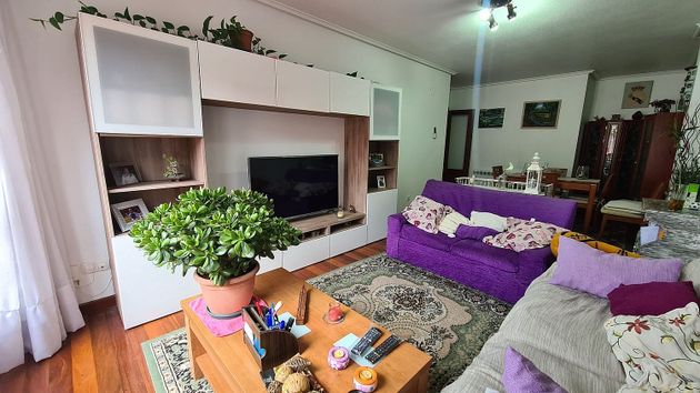Foto 1 de Pis en venda a calle Baron de Azdaneta de 2 habitacions amb terrassa i calefacció