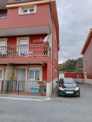 Foto 1 de Casa en venta en barrio La Casa de 4 habitaciones con terraza y balcón
