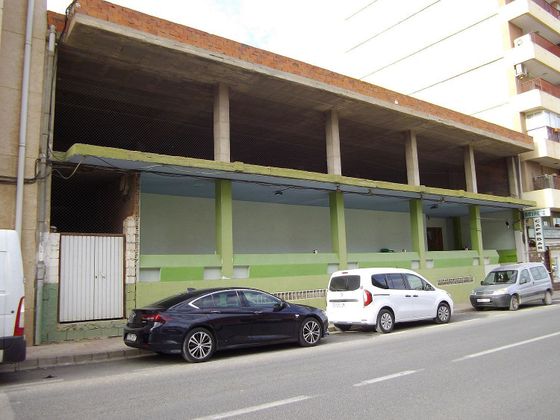Foto 1 de Edifici en venda a Casas-Ibáñez de 720 m²