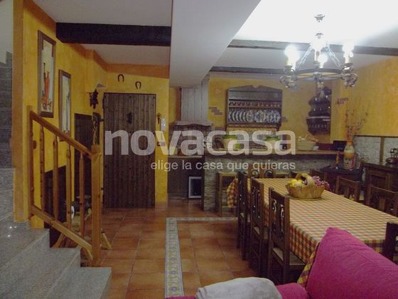 Foto 1 de Casa adossada en venda a Santa Cruz - Industria - Polígono Campollano de 4 habitacions amb terrassa i garatge