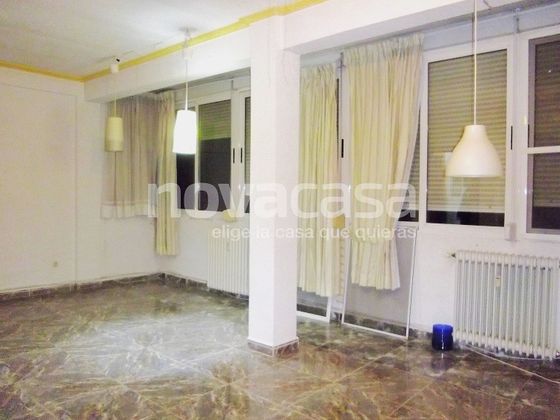 Foto 1 de Piso en venta en Franciscanos de 2 habitaciones con balcón y aire acondicionado