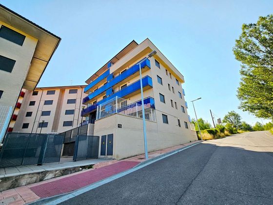 Foto 1 de Piso en venta en Sabiñánigo de 3 habitaciones con terraza y garaje