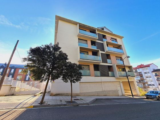 Foto 1 de Pis en venda a Sabiñánigo de 3 habitacions amb terrassa i garatge