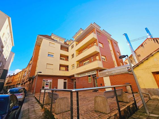 Foto 1 de Pis en venda a Sabiñánigo de 2 habitacions amb terrassa i garatge