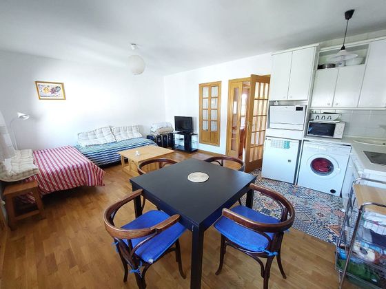 Foto 1 de Alquiler de ático en calle Aragón de 1 habitación con garaje y muebles