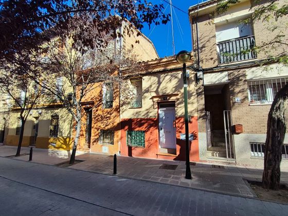 Foto 1 de Casa en venda a Las Fuentes de 3 habitacions amb terrassa i jardí