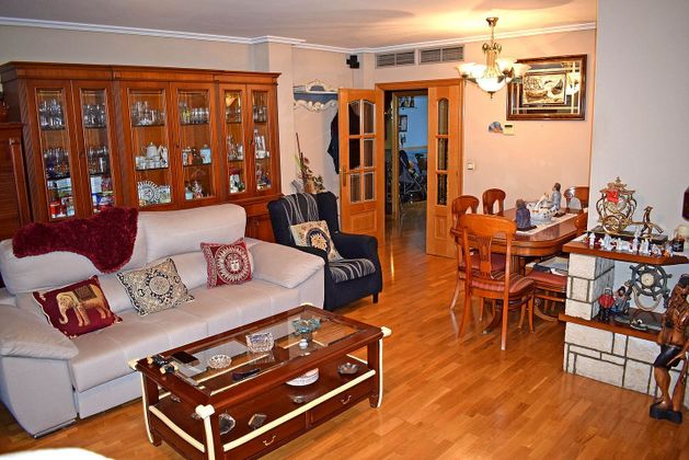 Foto 2 de Dúplex en venda a La Bozada – Parque Delicias de 4 habitacions amb terrassa i garatge