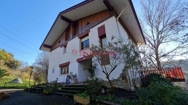Foto 1 de Xalet en venda a Zamudio de 6 habitacions amb terrassa i garatge