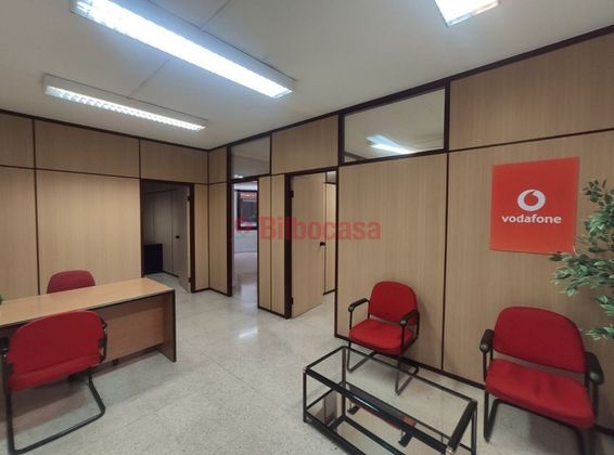 Foto 1 de Oficina en alquiler en San Pedro de Deusto-La Ribera con garaje y calefacción