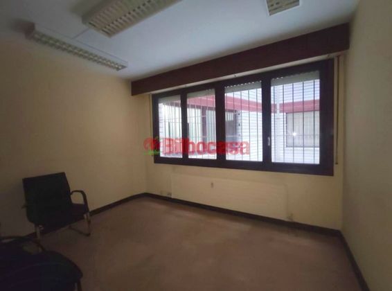 Foto 2 de Oficina en venda a San Pedro de Deusto-La Ribera amb calefacció i ascensor